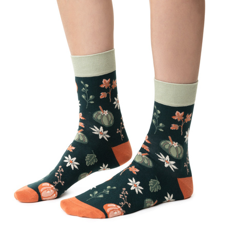 Women's socks Planet Earth Art. 017