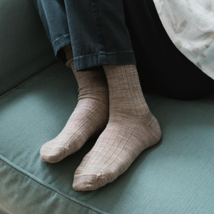 Skarpetki z wełny merino bezuciskowe w prążek art. 130 Steven