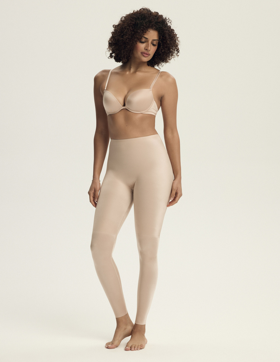 Seidige nackte Modellierleggings