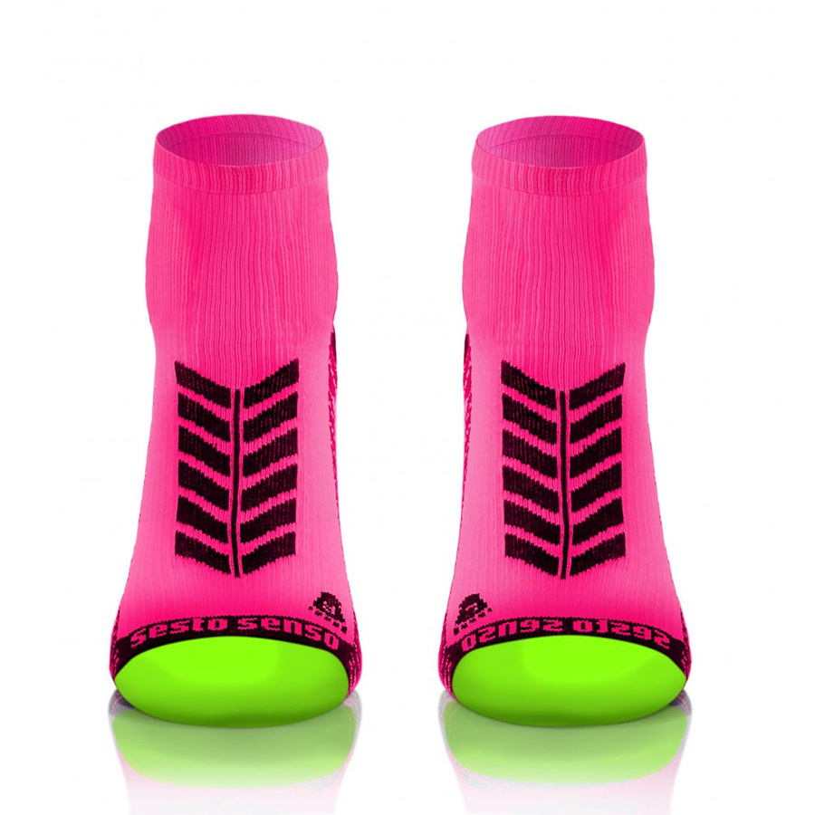 Sesto Senso Sport Kompressionssocken – Atmungsaktiv, Nahtlos, Anatomic Passform, Feuchtigkeitsregulierend, Kurz, Poliamid-Elastan, Für Laufen, Rosa, Unisex