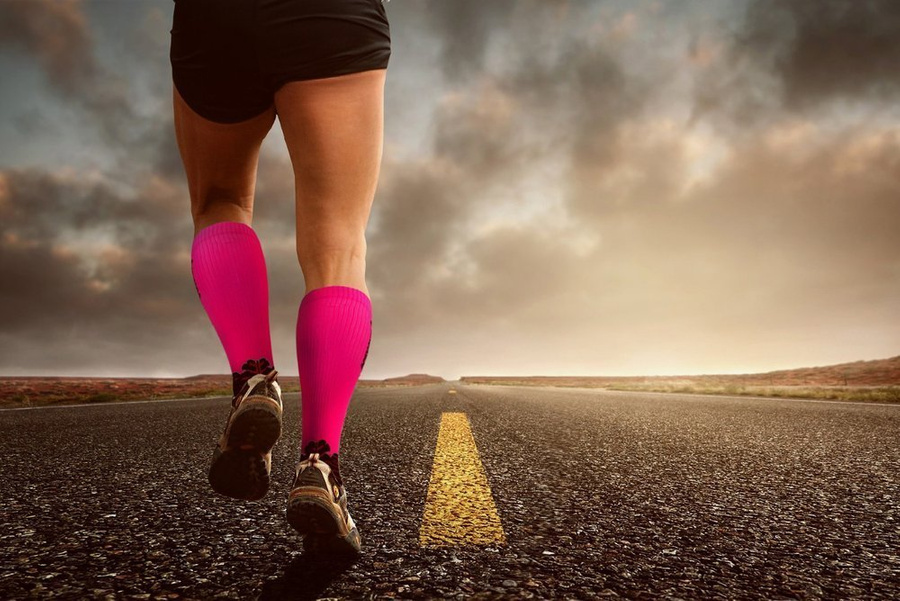 Șosete sport compresive lungi Roz