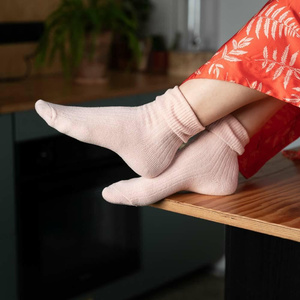 Socken Wolle Serie Rosa
