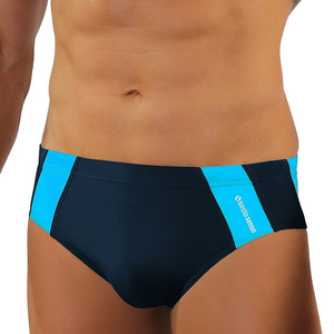 Sesto Senso Herren Bade-Slips – Schnelltrocknend, Komfortabel, Poliamid-Elastan Material, Ideal für Schwimmbad und Strand, Kontrastfarbener Bund, Farbe: Blau, Modell: BD447
