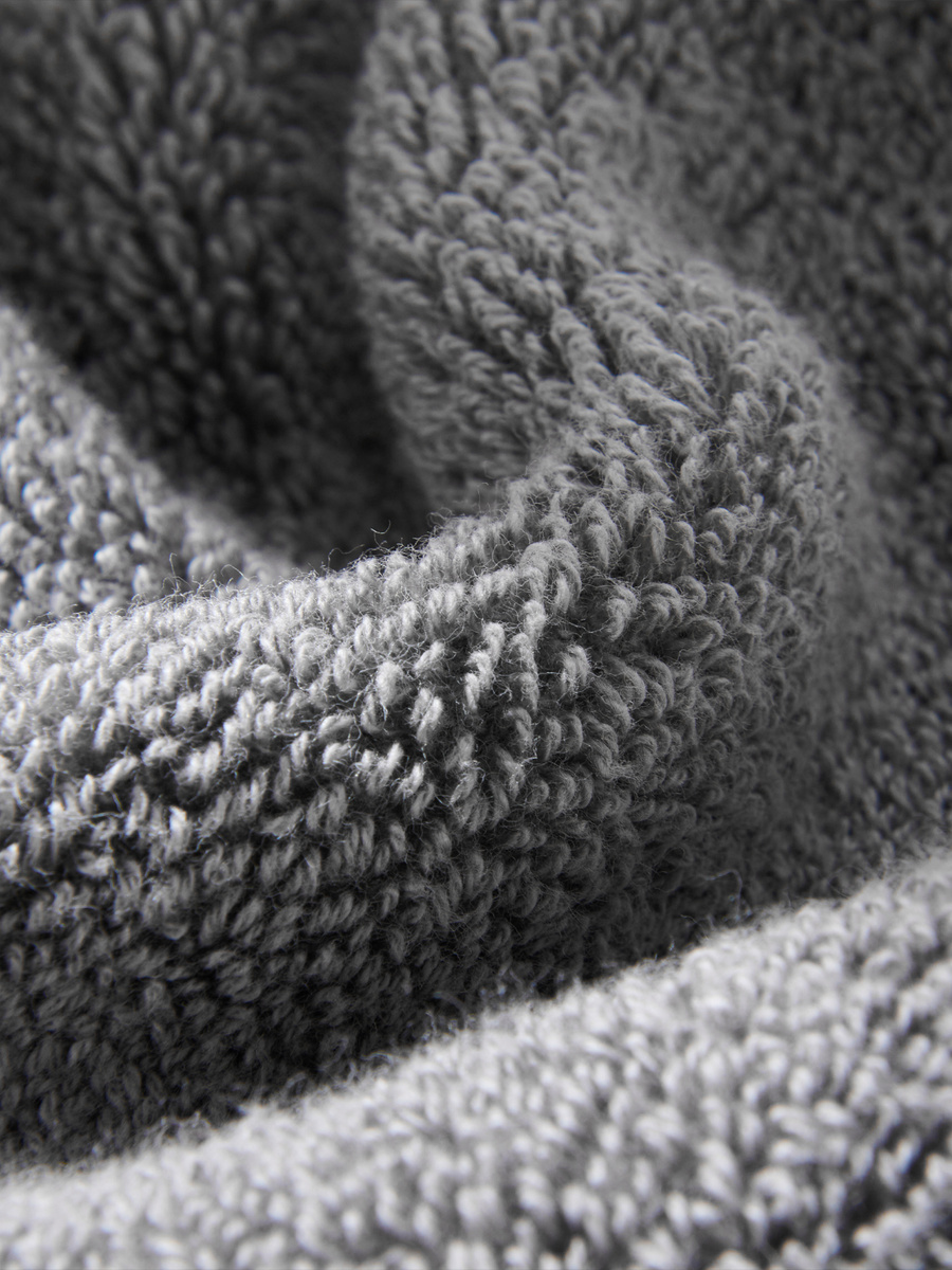 S HANDTUCH 100*150 LEO GRAU