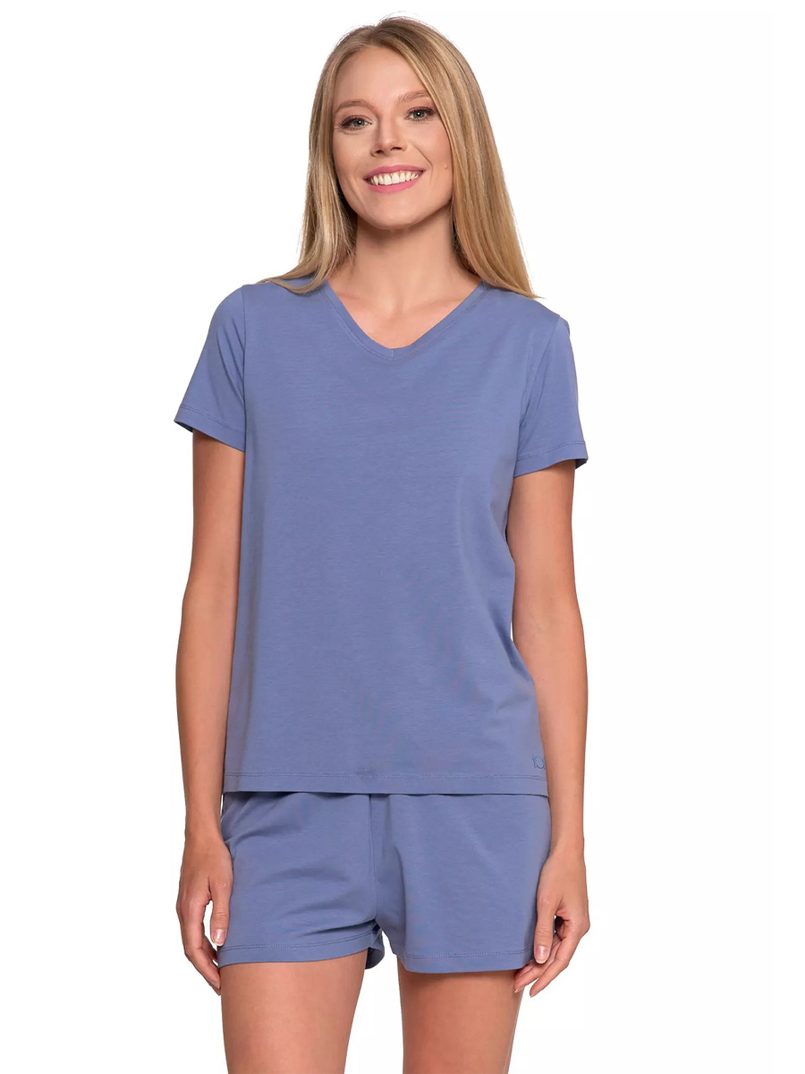 Women's pajamas with short sleeves