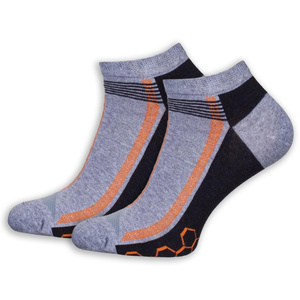 Sportliche Füße der Männer