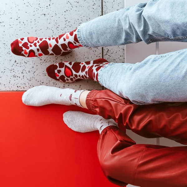 Bunte SOCKEN FÜR VALENTINSTAG Kunst. 136 Steven