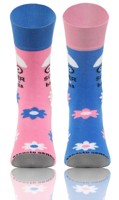 Socken Serie Super Babcia Blau, Rosa