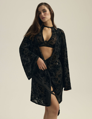 Zequine bathrobe