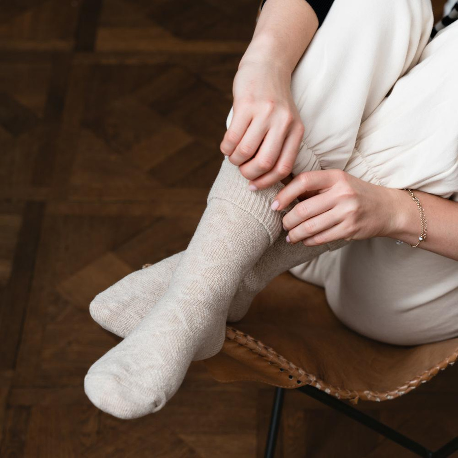 Damen Socken Serie Kunstwolle hellbeige