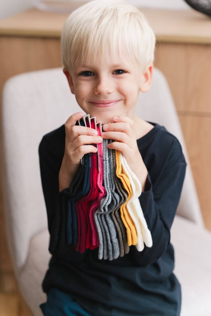 Kindersocken/Kleinkindsocken aus Merinowolle ohne Druck. 130 Steven