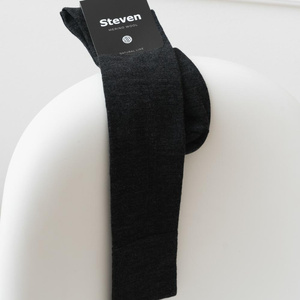 Kunstsocken aus Merinowolle für Männer. 008 KC007 melange grau