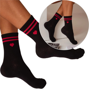 Frauensocken mit Herz und Streifen