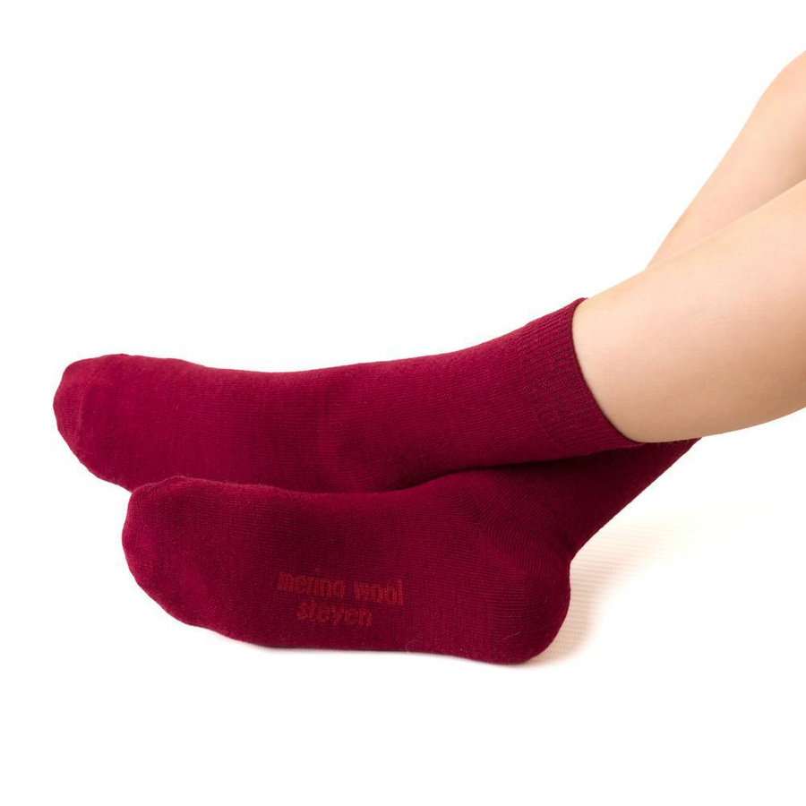 Skarpetki z wełny merino art. 130 GC005 czerwień Steven