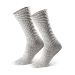 Socken Serie Grau gestreift