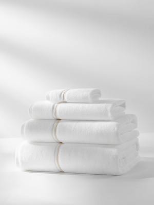 Towel Libre White/Gold Trim