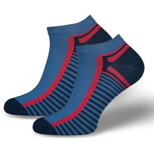 Sportliche Füße der Männer