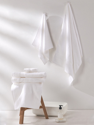 Towel Leo White