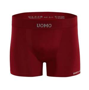 Sesto Senso Herren Boxershorts Solar – Nahtlos, Bequem, Atmungsaktiv, Poliamid-Elastan Mix, Ideal für Aktive, Farbe: Rot, Größe: M, Für Männer