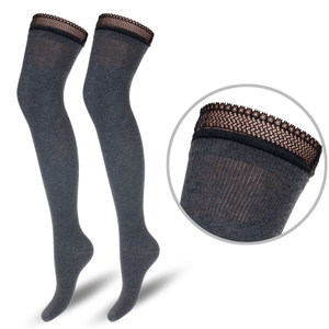 Damensocken aus Baumwolle mit Spitze