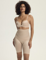 Shapy Beige Modeling Shorts