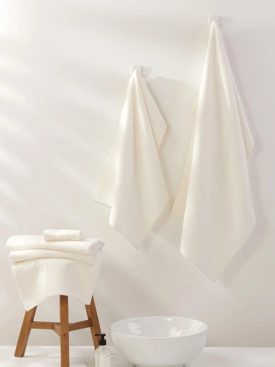 Towel Checky White
