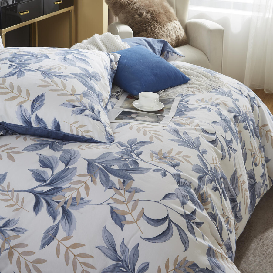 Bettwäsche Y014 Weiß mit blauen und beigen Pflanzenmotiv