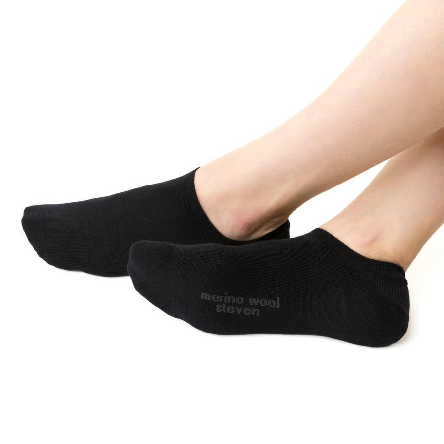 Frauenfüße in Merinowolle Kunst. 130 Steven