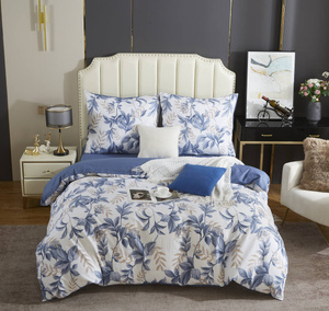 Bettwäsche Y014 Weiß mit blauen und beigen Pflanzenmotiv