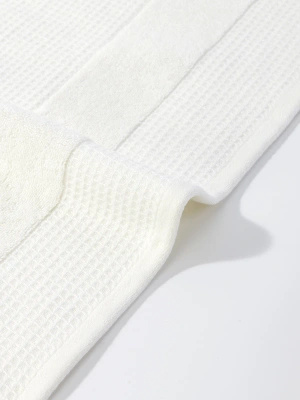 Towel Checky White