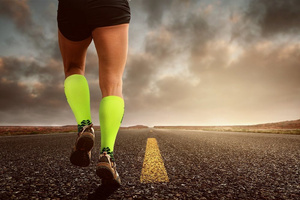 Kompressions-Kniestrümpfe Sportserie Gelb