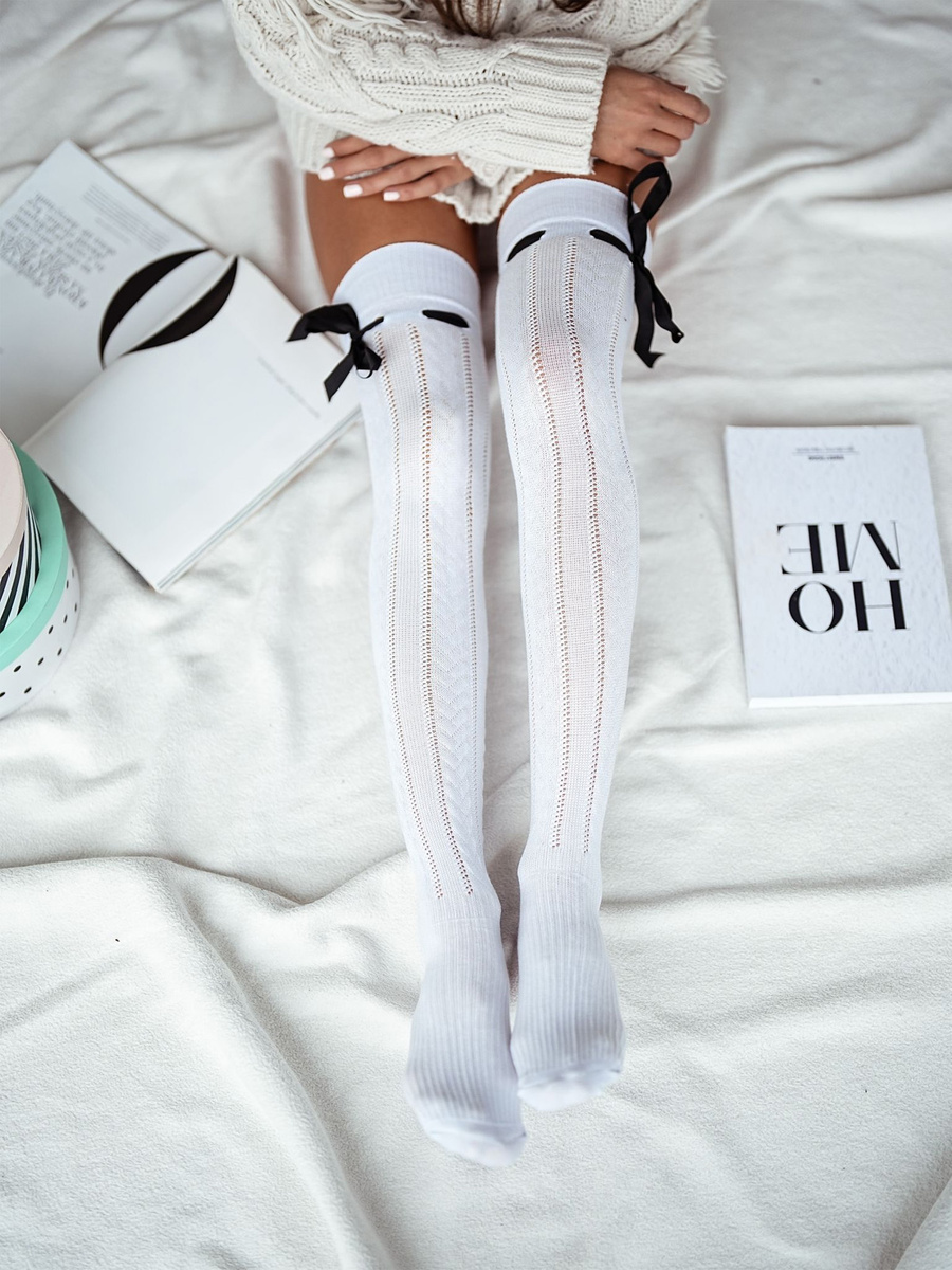 Kniestrümpfe Serie Weiß