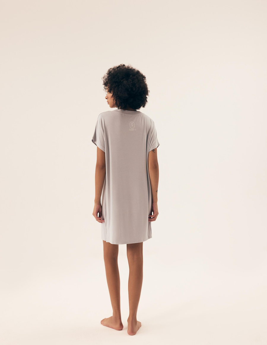 Naturaleza nightgown
