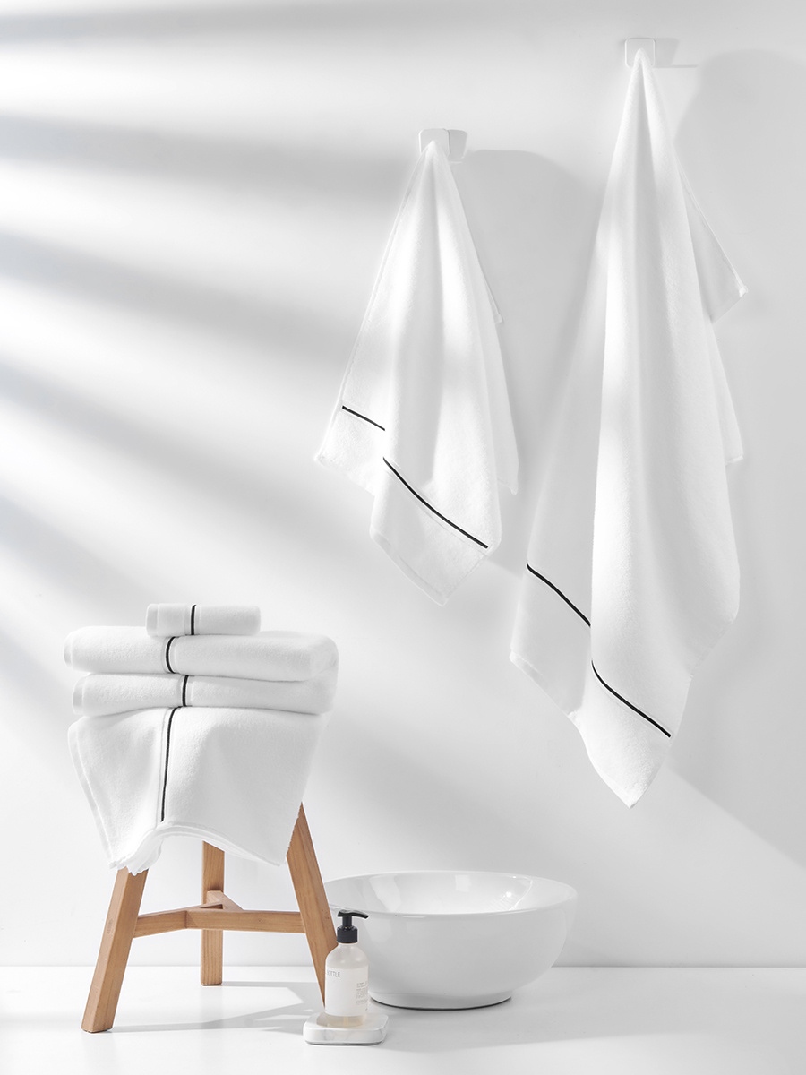 Towel Libre White/Black