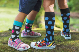 Skarpetki dziecięce szare SOXO GOOD STUFF w serca