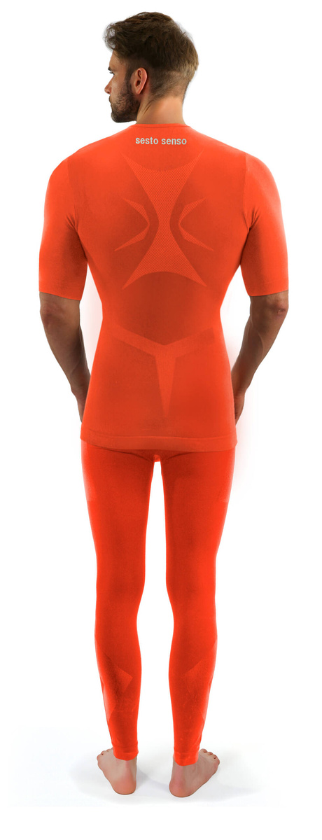 Sesto Senso Herren Thermoaktive Sportbekleidung – Atmungsaktives Set aus Poliamid, Schnelltrocknend, Nahtlos, Für Winteraktivitäten, Inklusive Kurzarmshirt und Lange Hose, Orange