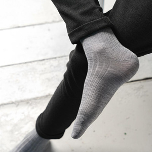 Skarpety męskie z wełny merino bezuciskowe art. 130 Steven