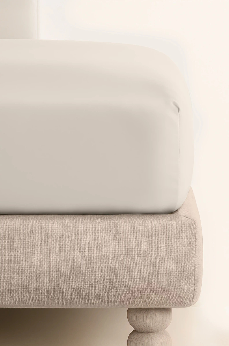 Bettlaken Satin Hellbeige mit Gummi