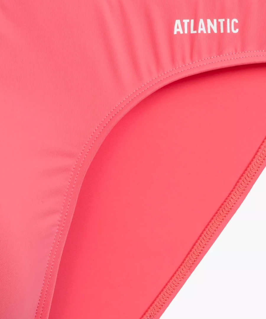 Atlantic Herren Bade-Slips – Sexy Schnitt, Schnelltrocknend, Nylon-Elasthan, Koral, Komfortable Passform, Niedrige Taille, Schwimmkollektion