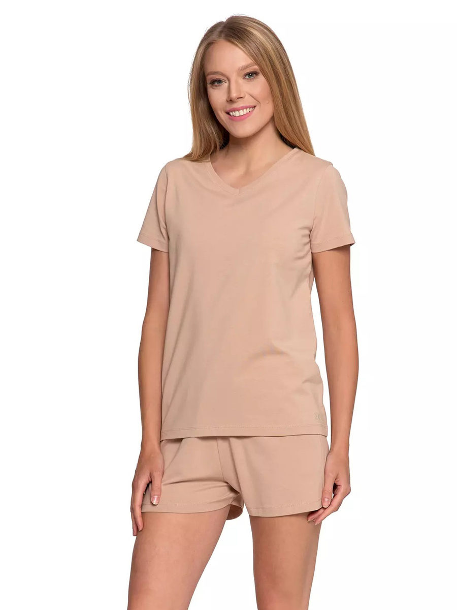 Women's pajamas with short sleeves
