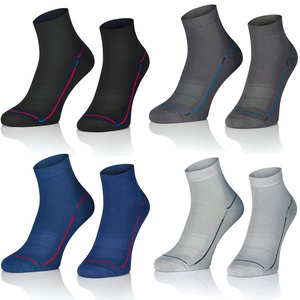 4X Atmungsaktive Sport-Socken Mit Silber-Ionen 1696 Intenso