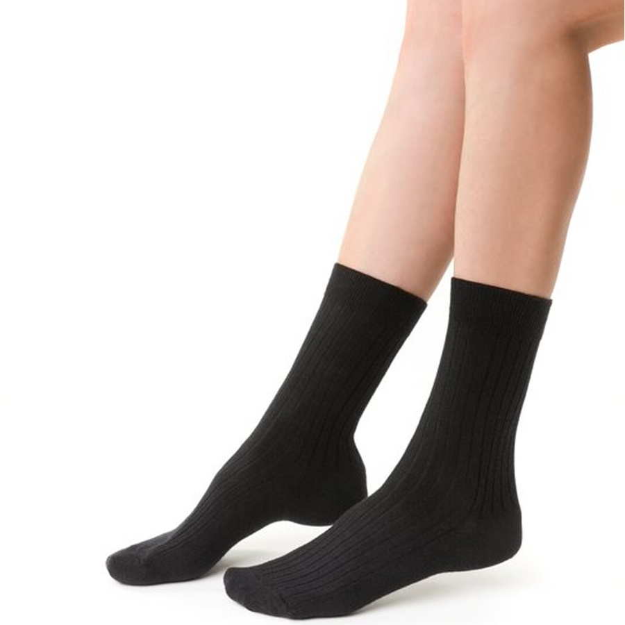 Kompressionsfreie Damensocken aus Merinowolle