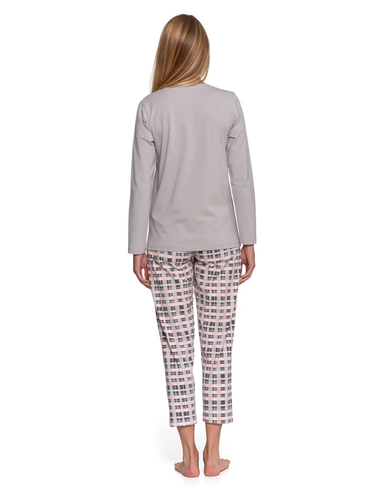 Women's pajamas with long sleeves and 7/8 leg