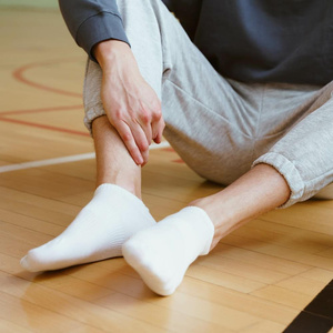 Kunst-Fußzeilen.024 weiß Steven