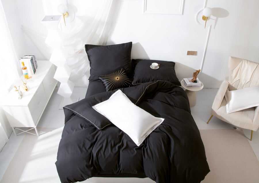 Bettwaren Queen Schwarz Gold