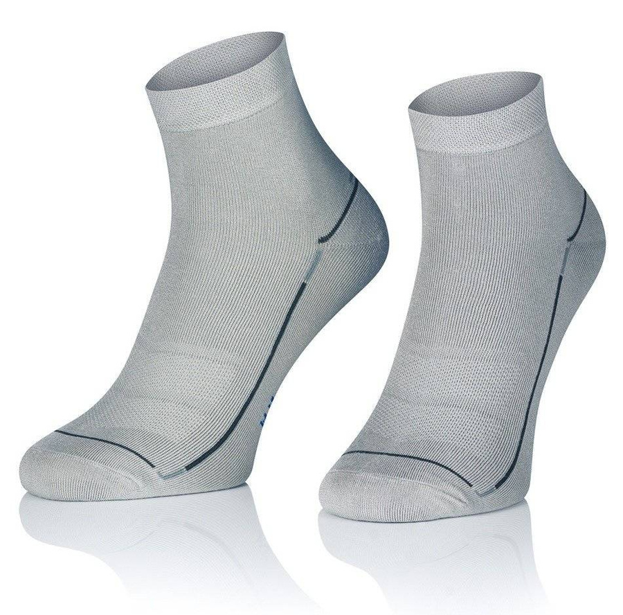 4X Atmungsaktive Sport-Socken MIT SILBER-IONEN 1696 Intenso