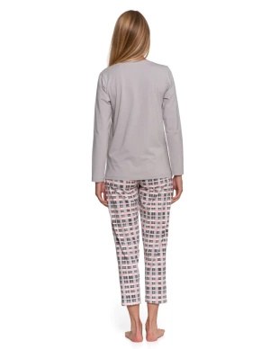 Women's pajamas with long sleeves and 7/8 leg