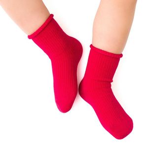 Kindersocken/Kleinkindsocken aus Merinowolle ohne Druck. 130 Steven